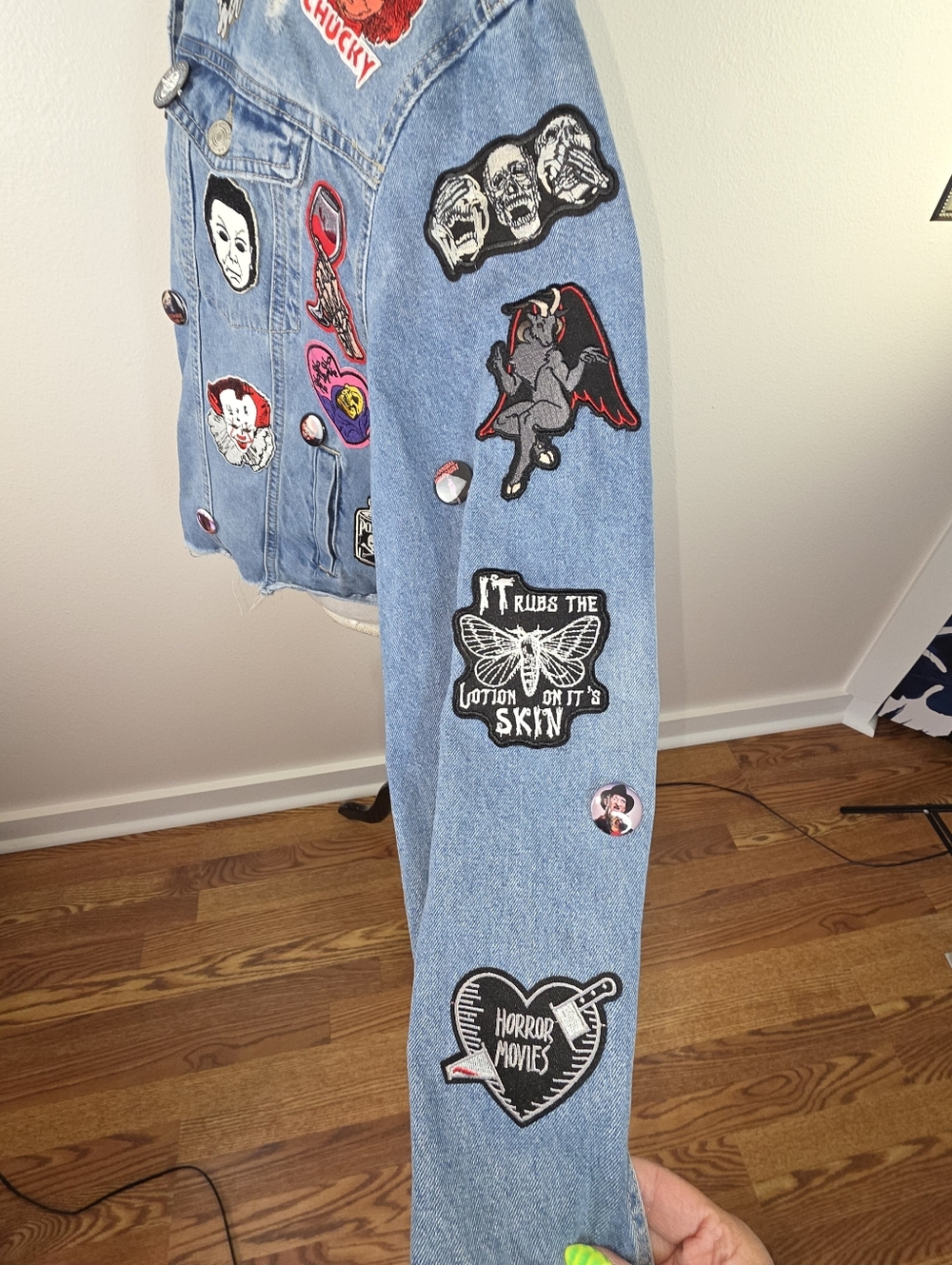 Boneyard Threadz Final Girl Denim Horror Battle Jacket Size 1X - Picture 10 of 12